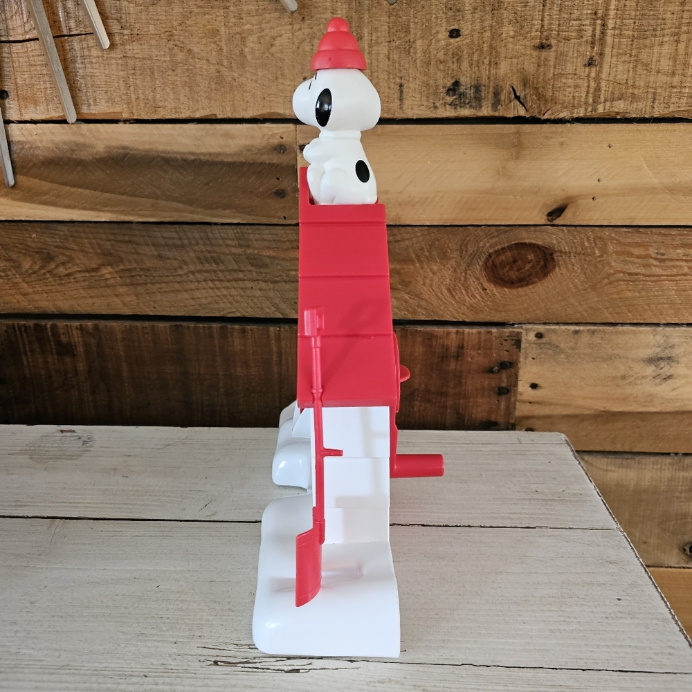 Vintage 1999 Snoopy & Friends Sno-cone Machine - Picture 7 of 14